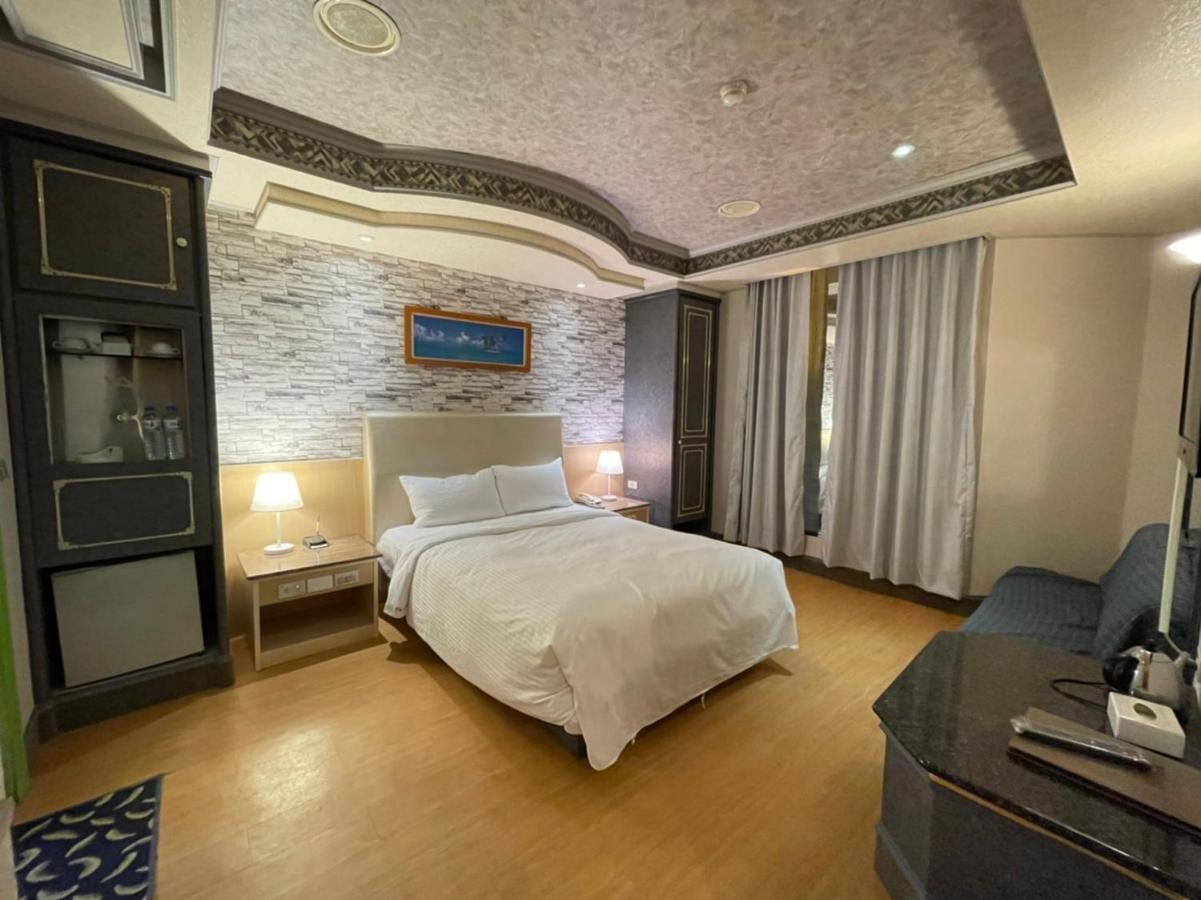 Wenpin Hotel - Pier 2 Kaohsiung Dış mekan fotoğraf