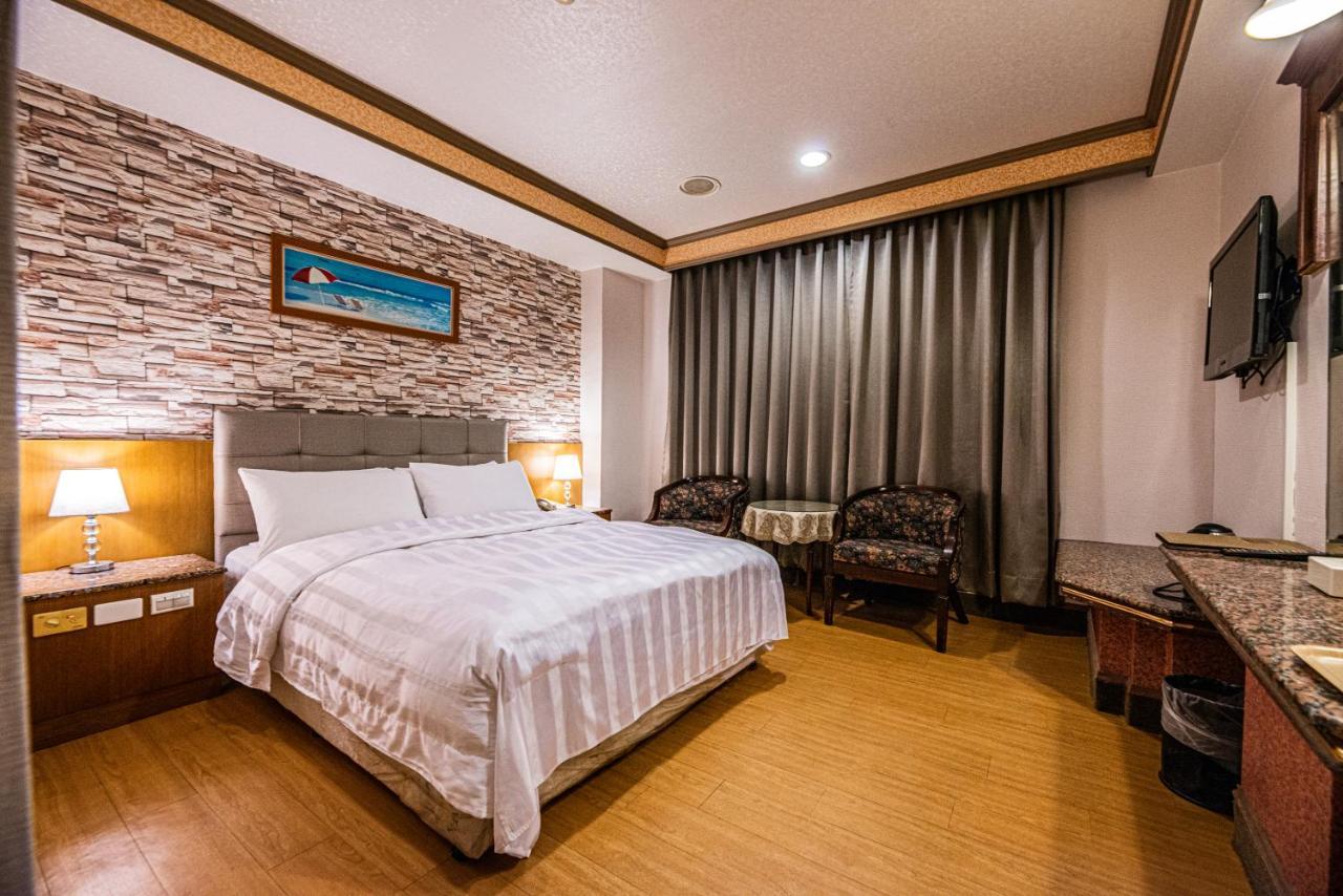 Wenpin Hotel - Pier 2 Kaohsiung Dış mekan fotoğraf