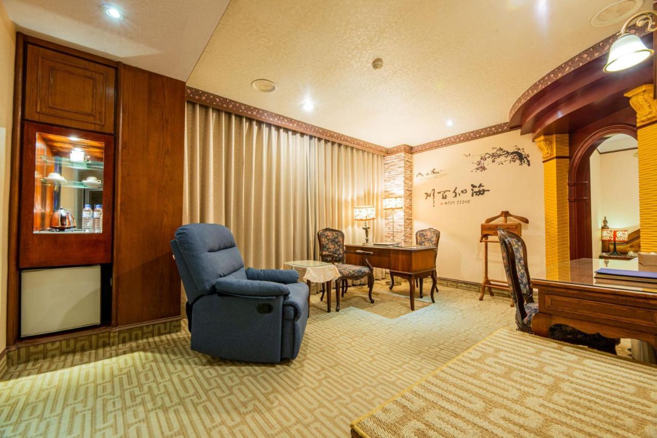 Wenpin Hotel - Pier 2 Kaohsiung Dış mekan fotoğraf