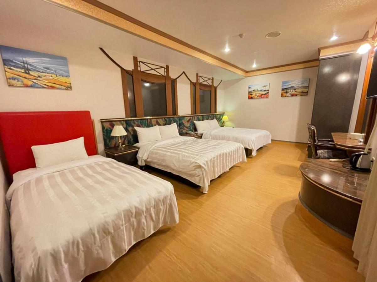 Wenpin Hotel - Pier 2 Kaohsiung Dış mekan fotoğraf